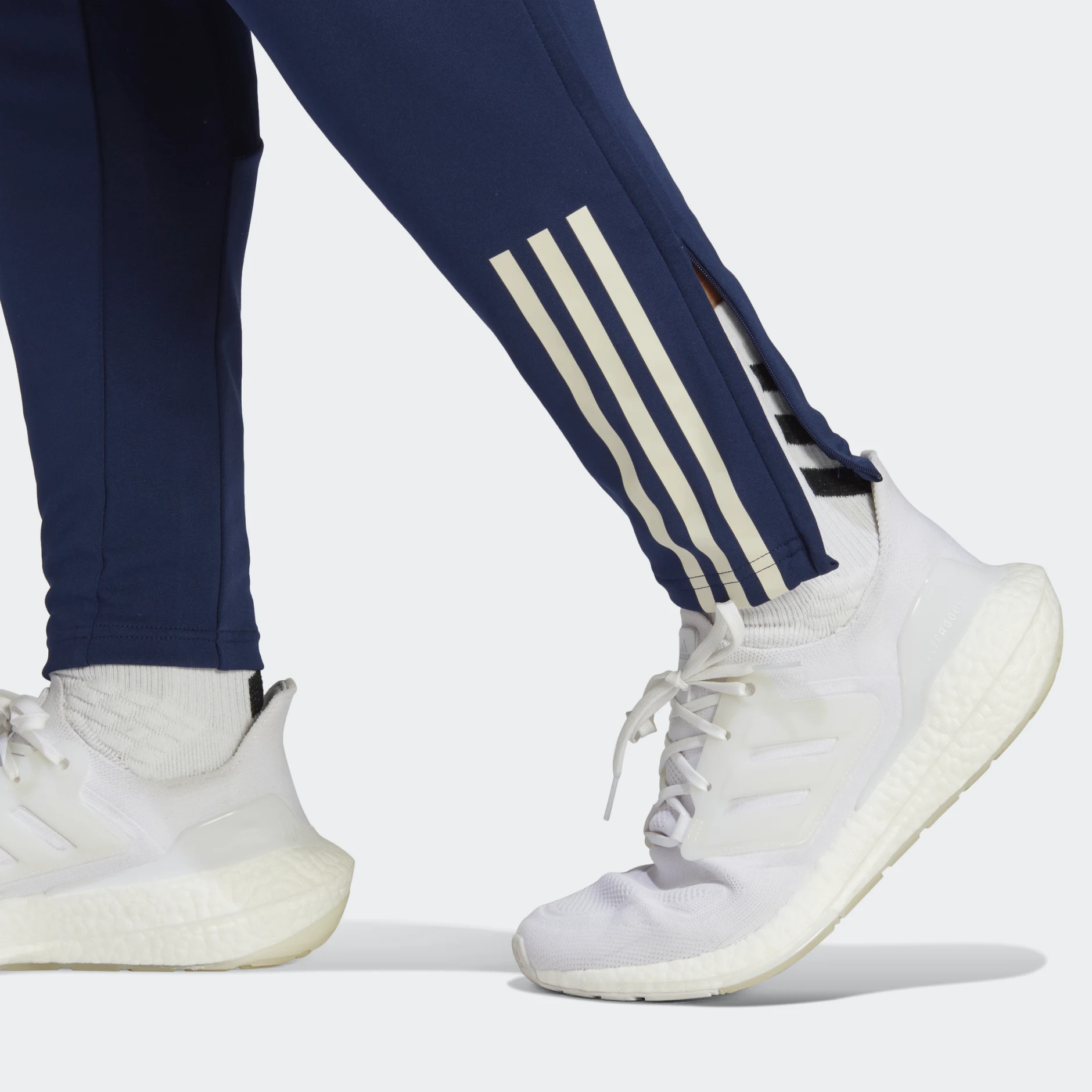 adidas Italy Tiro 23 Training Pants - Image 5