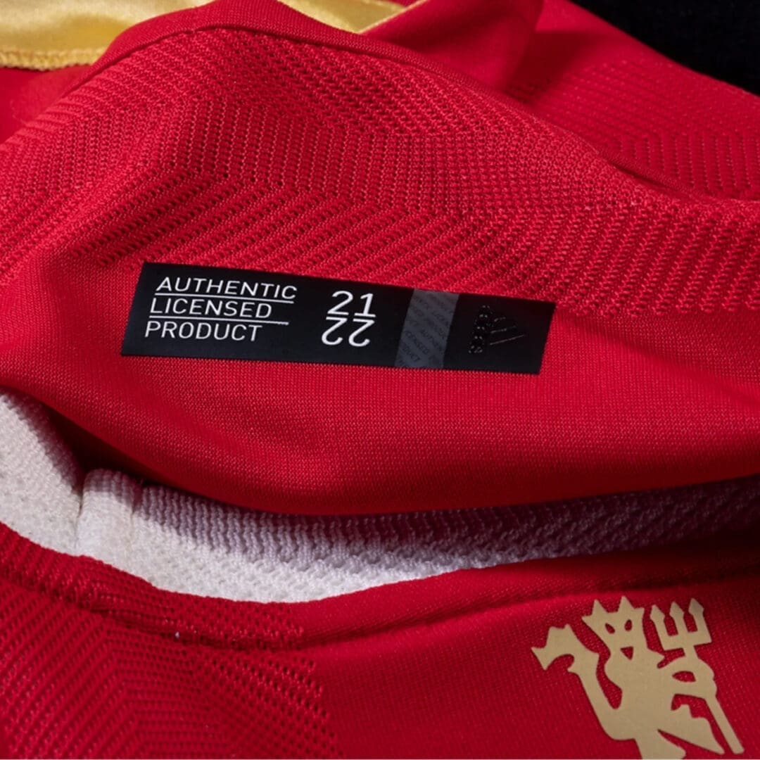 adidas Manchester United “B. Fernandes #18” Men’s Authentic Home Jersey 2021/22 - Image 6