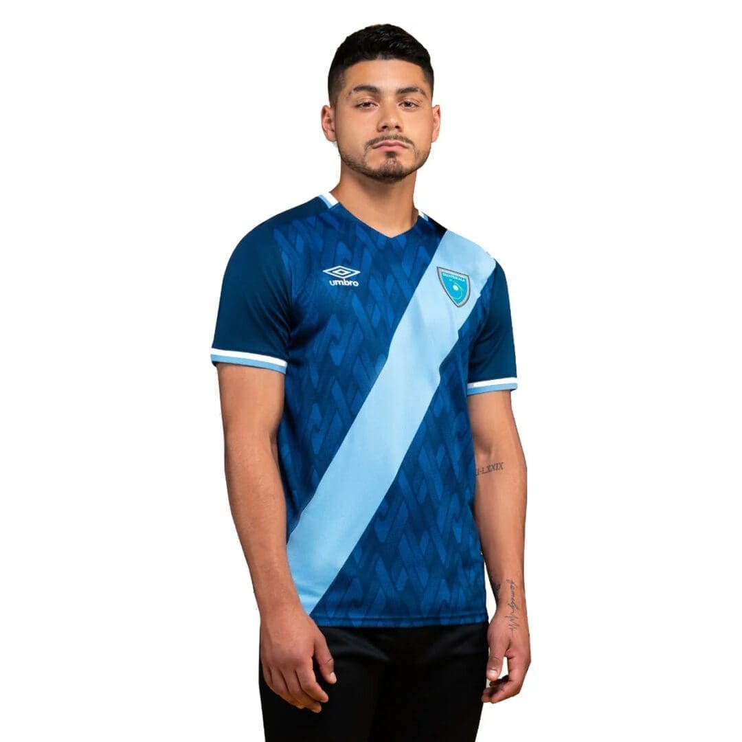 Umbro Guatemala Men's Away Jersey 2021/22 - Image 2
