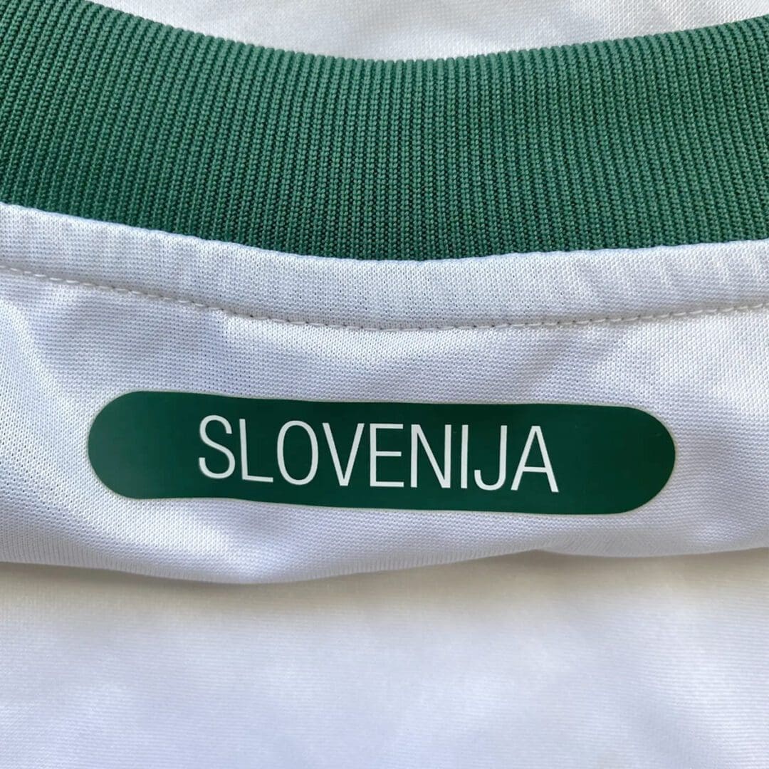 Nike Slovenia Men's Home Jersey 2010/11 - Image 5