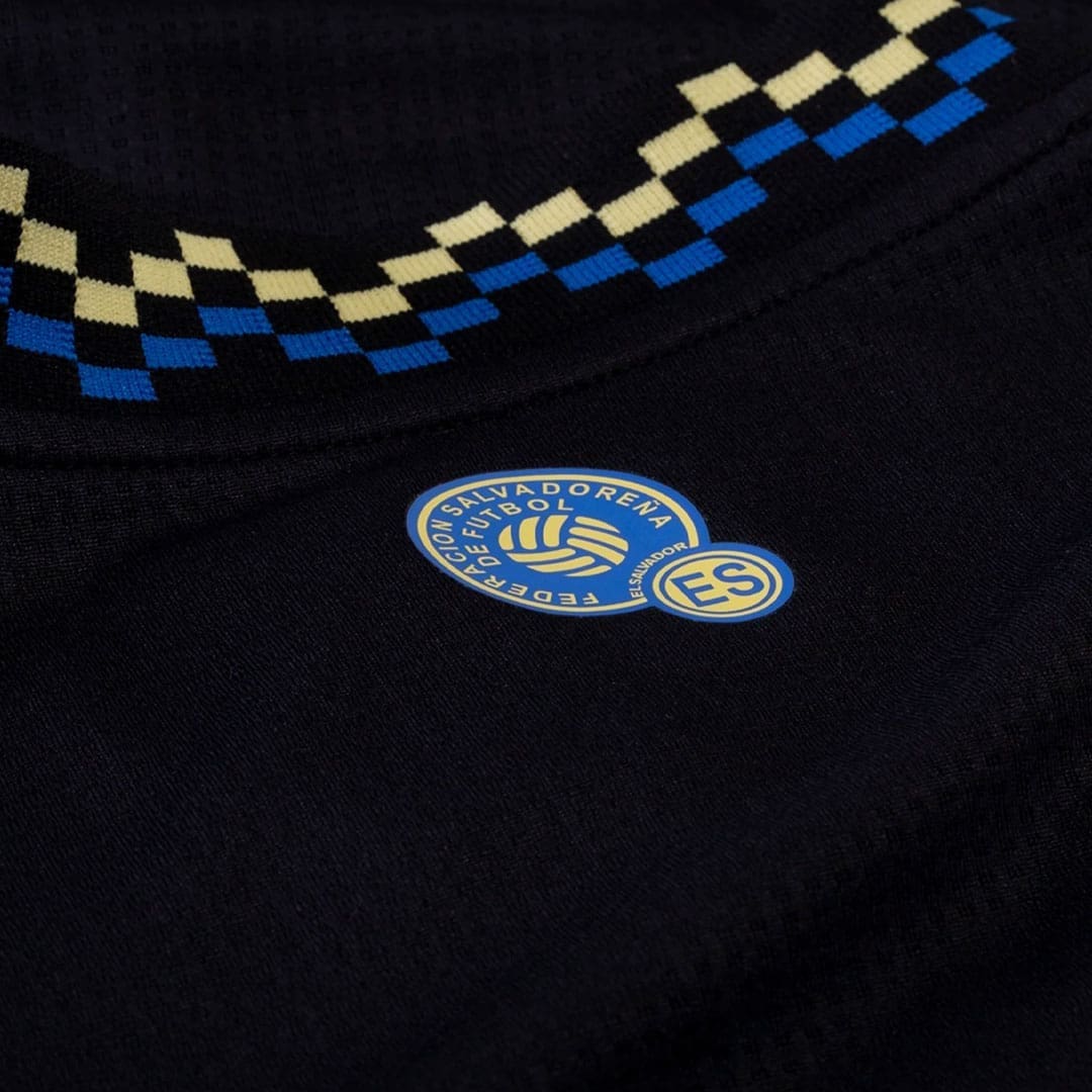 Umdro El Salvador Men's Third Jersey 2023/24 - Image 2