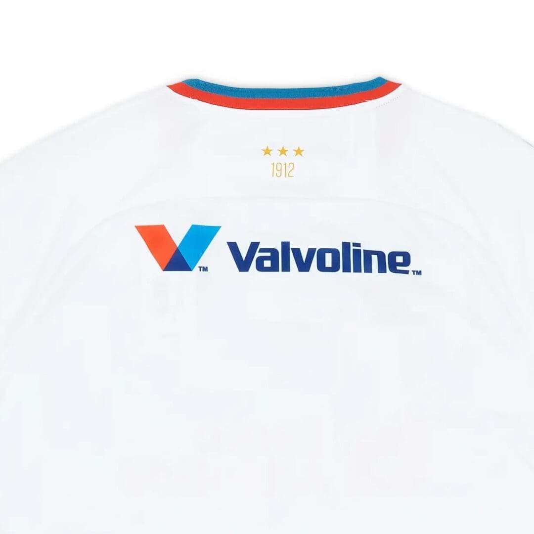 Umbro Club Deportivo Olimpia Men's Stadium Home Jersey 2022/23 - Image 4