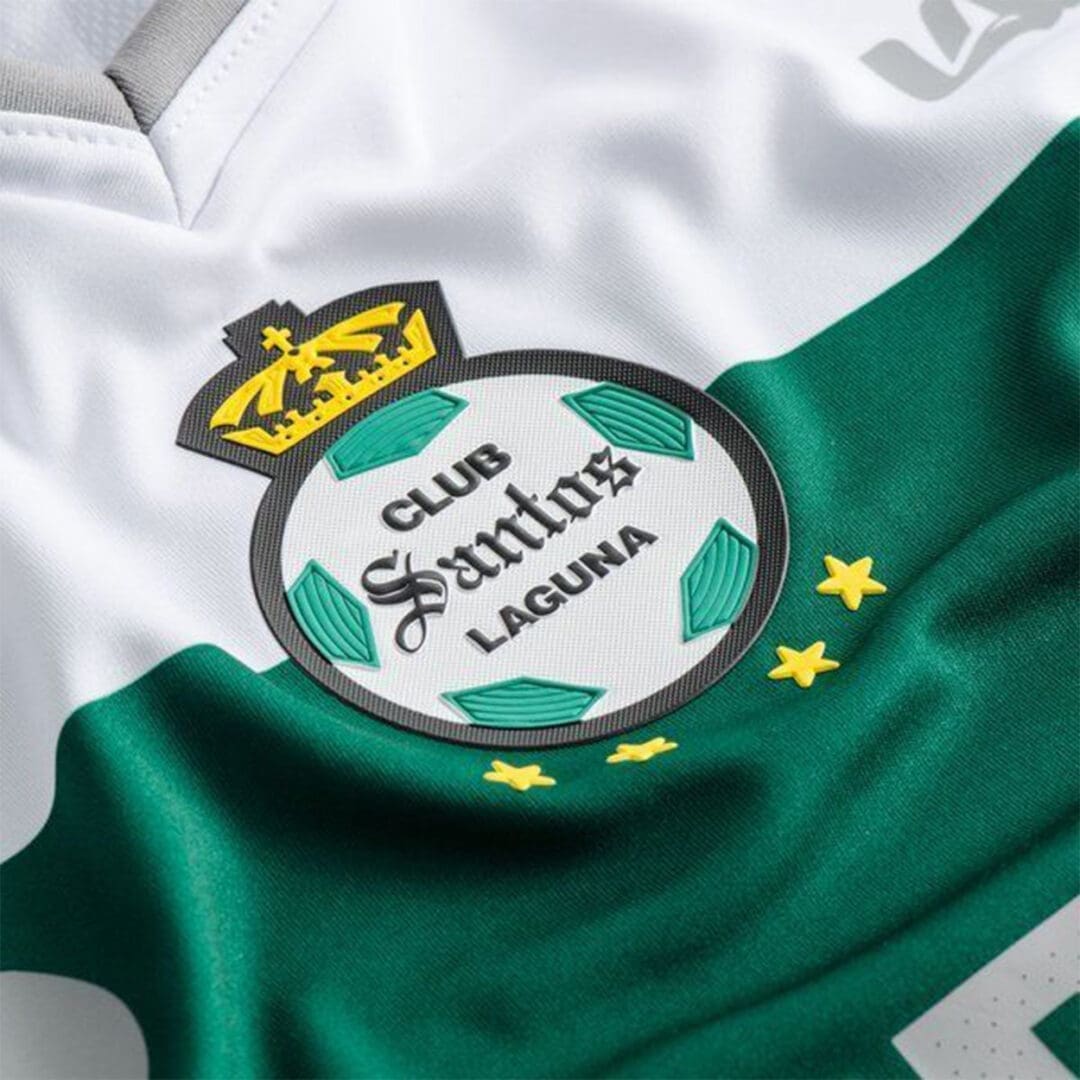 PUMA Santos Laguna Men's Home Jersey 2013/14 - Image 3