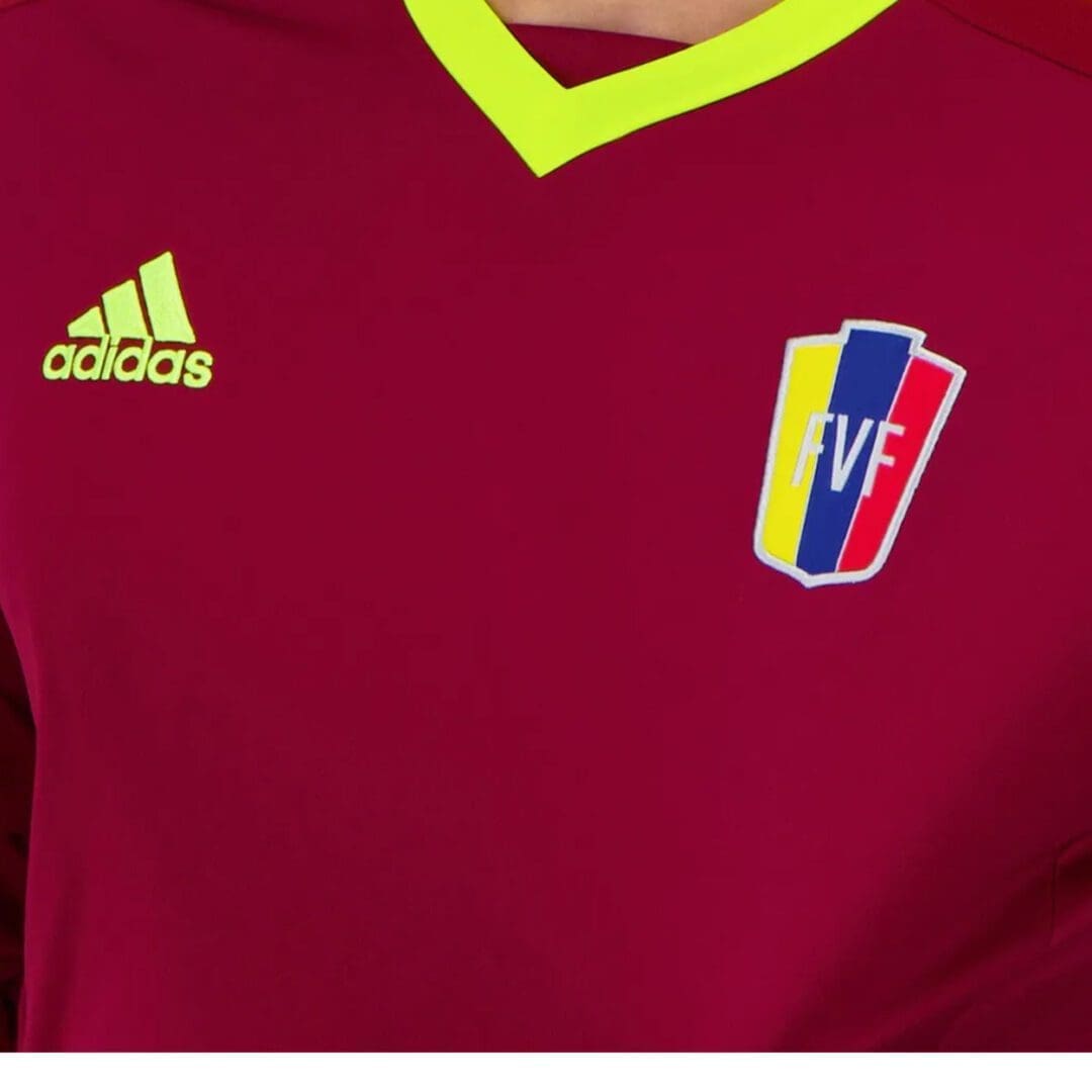 adidas Venezuela Youth Home Jersey 2015/16 - Image 2