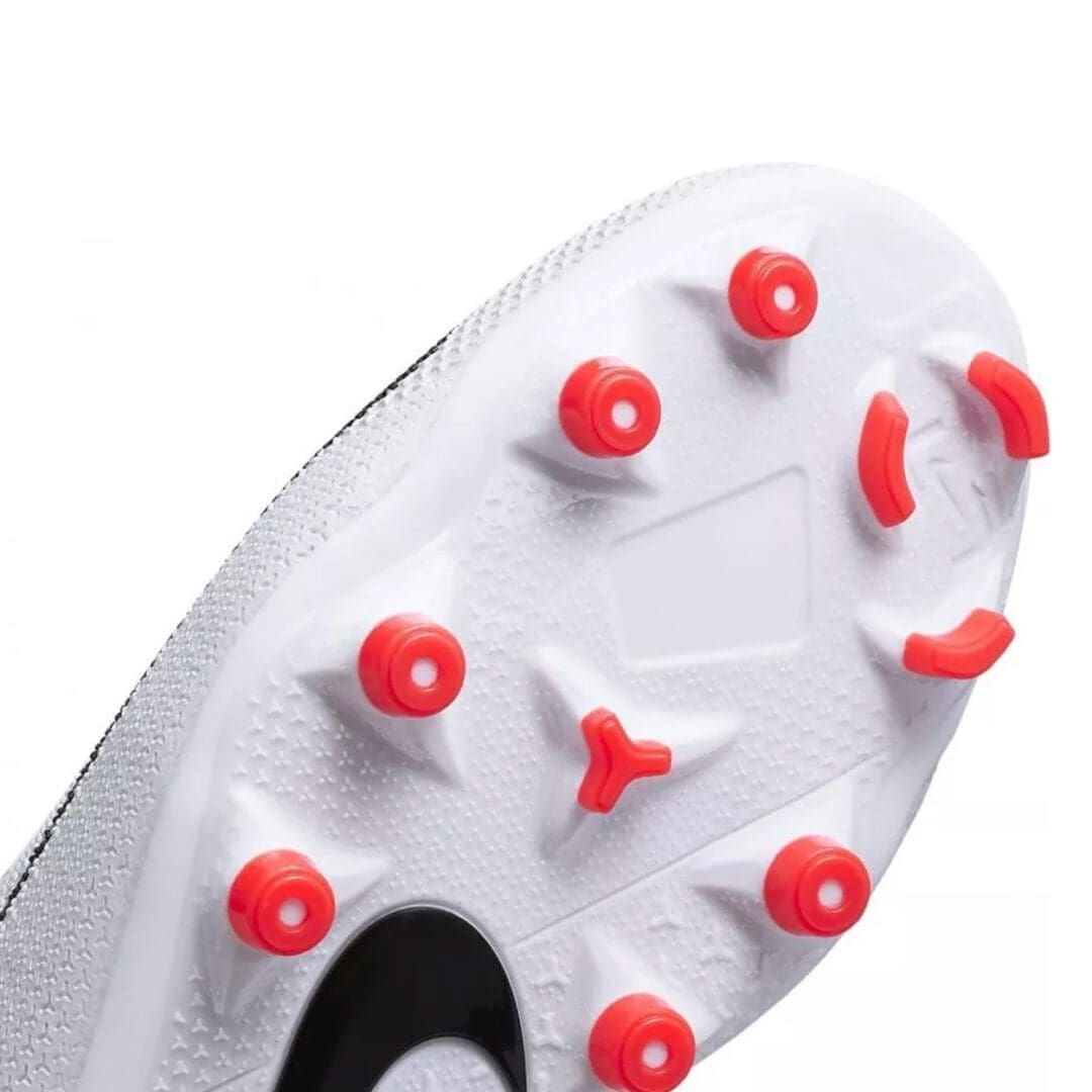 Nike Phantom VSN 2 Youth Firm Ground Shoes - Image 5
