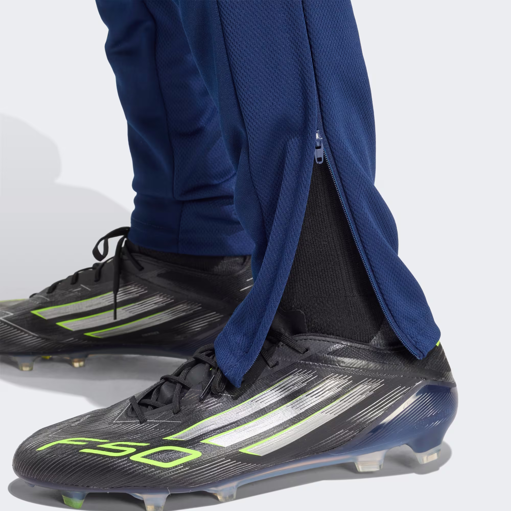 adidas Men's Tiro League Training Pants 2026 - Image 5