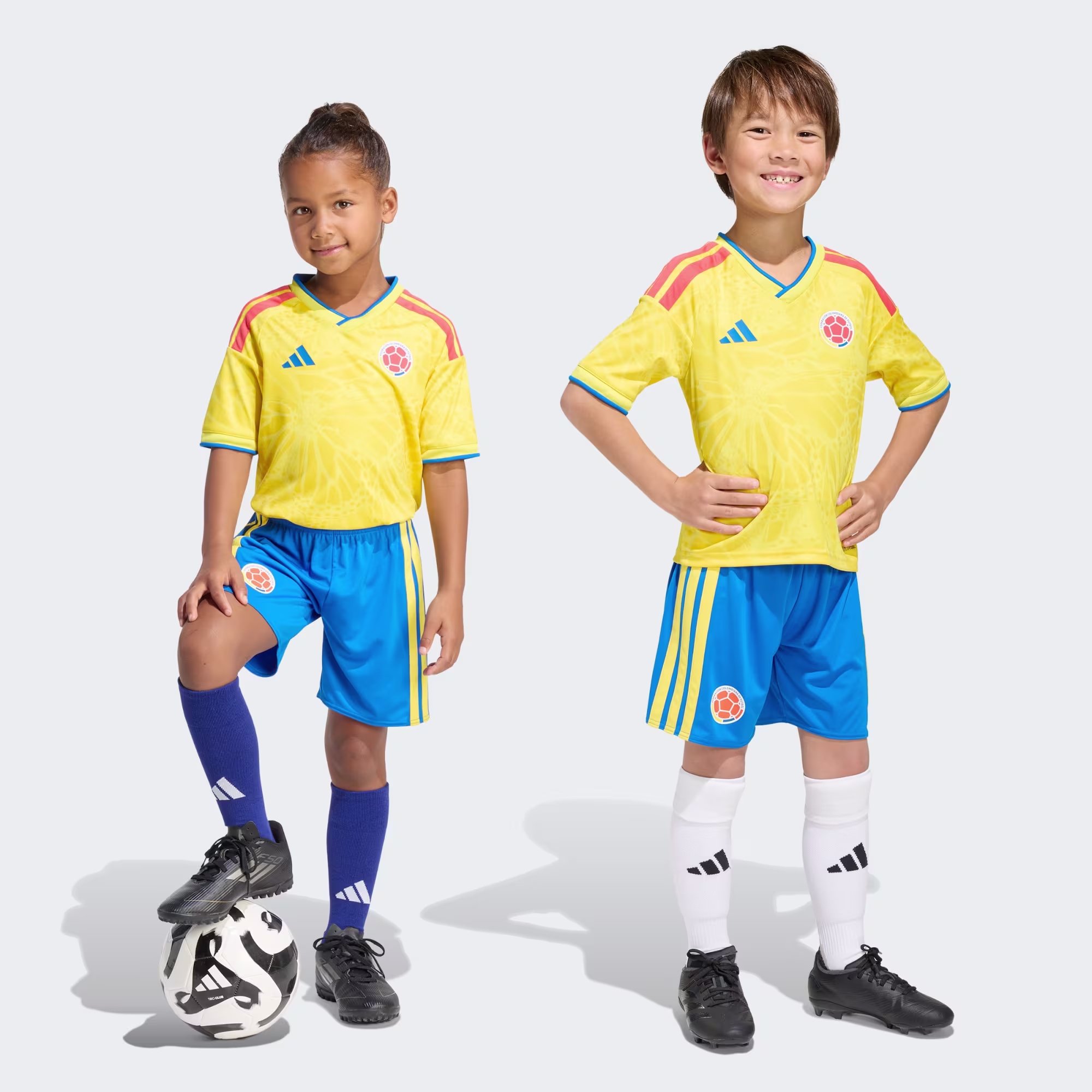 adidas Colombia 26 Home Kids Set Youth - Image 2